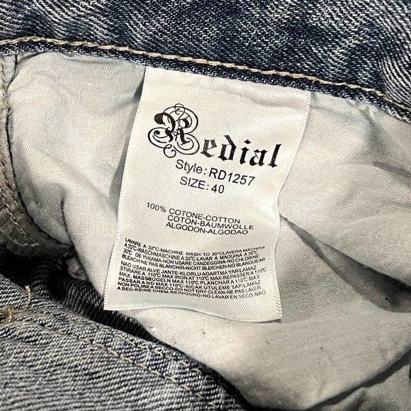 REDIAL by Pretty Little Thing Light Wash Split Hem Jeans - Picture 11 of 11